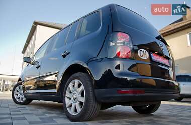 Мінівен Volkswagen Touran 2008 в 