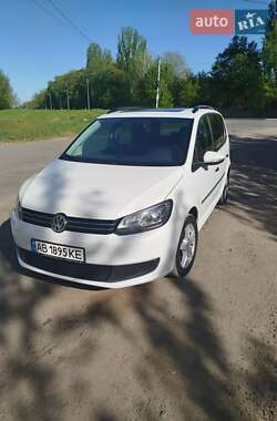 Минивэн Volkswagen Touran 2015 в Виннице