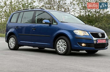 Мінівен Volkswagen Touran 2008 в 