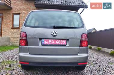 Минивэн Volkswagen Touran 2008 в 