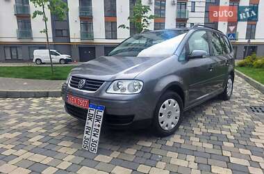 Минивэн Volkswagen Touran 2006 в 