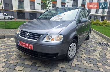 Минивэн Volkswagen Touran 2006 в 