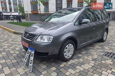 Минивэн Volkswagen Touran 2006 в 