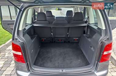 Минивэн Volkswagen Touran 2006 в 
