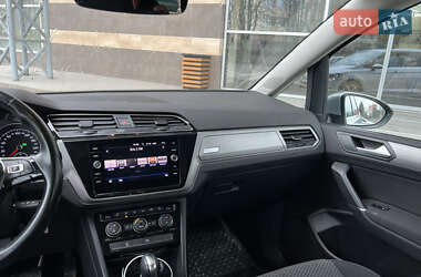 Микровэн Volkswagen Touran 2020 в 