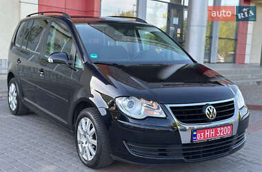 Минивэн Volkswagen Touran 2009 в Вознесенске