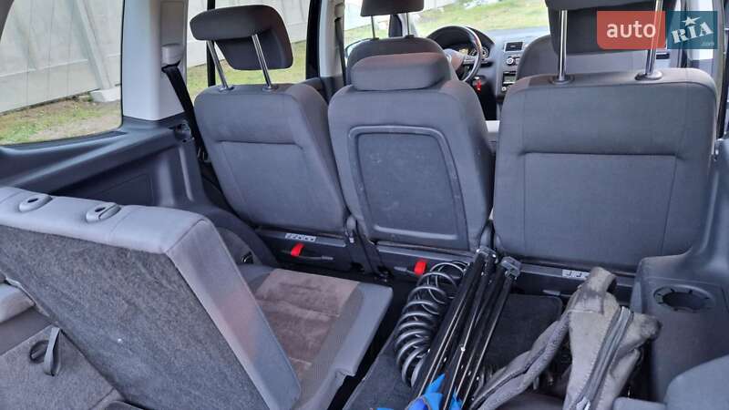 Мінівен Volkswagen Touran 2012 в Черкасах