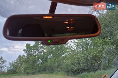 Минивэн Volkswagen Touran 2012 в 