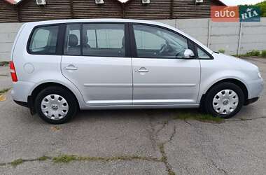 Мінівен Volkswagen Touran 2005 в 