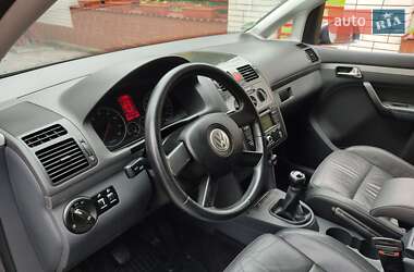 Минивэн Volkswagen Touran 2006 в 