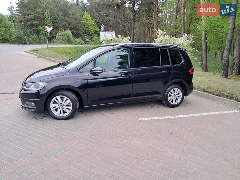 Мікровен Volkswagen Touran 2020 в Львові