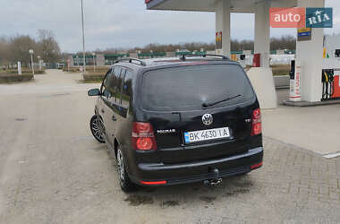 Минивэн Volkswagen Touran 2008 в 