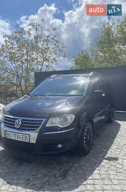 Мінівен Volkswagen Touran 2007 в Тернополі