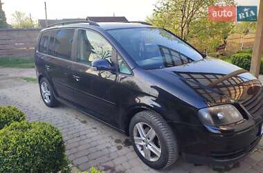 Минивэн Volkswagen Touran 2006 в Ивано-Франковске