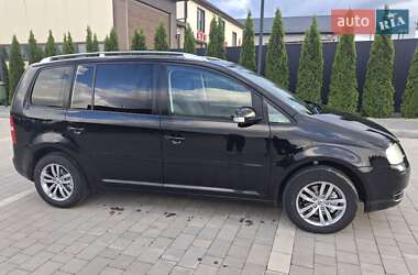 Мінівен Volkswagen Touran 2004 в 