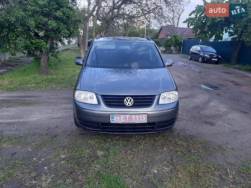 Минивэн Volkswagen Touran 2004 в Полтаве