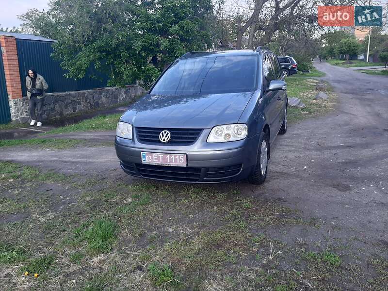 Минивэн Volkswagen Touran 2004 в Полтаве