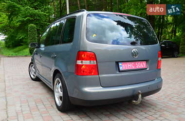 Мінівен Volkswagen Touran 2007 в 