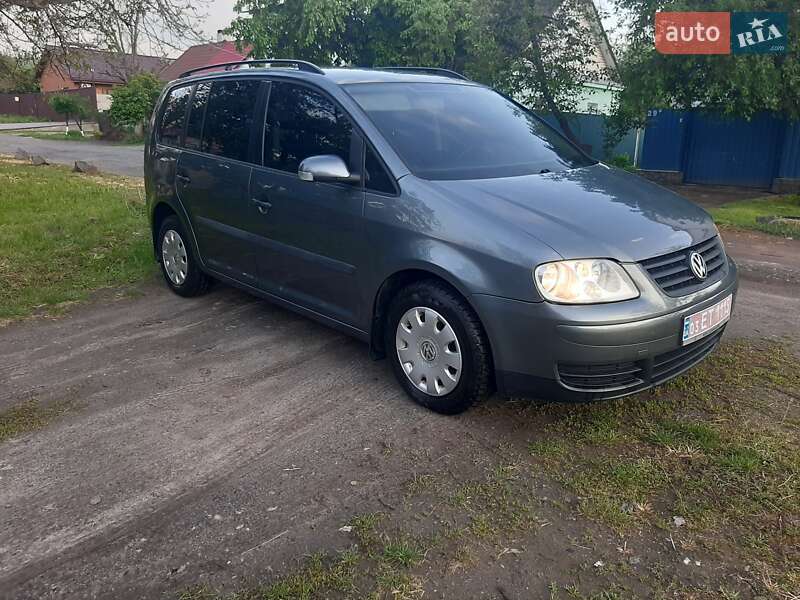 Минивэн Volkswagen Touran 2004 в Полтаве