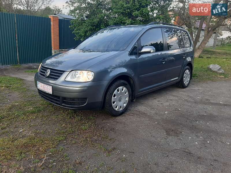Минивэн Volkswagen Touran 2004 в Полтаве