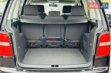 Минивэн Volkswagen Touran 2004 в 