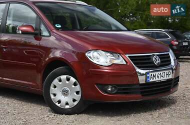 Минивэн Volkswagen Touran 2007 в 