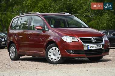 Минивэн Volkswagen Touran 2007 в 