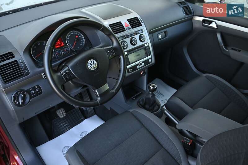 Мінівен Volkswagen Touran 2007 в Бердичеві