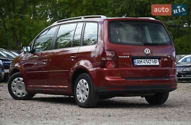 Минивэн Volkswagen Touran 2007 в 