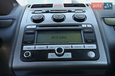 Минивэн Volkswagen Touran 2007 в 