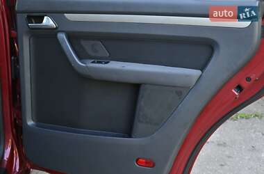 Минивэн Volkswagen Touran 2007 в 