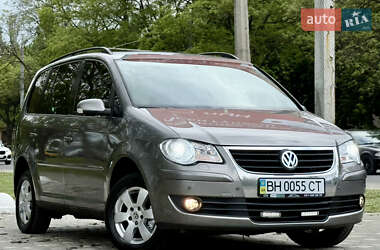Мінівен Volkswagen Touran 2008 в 