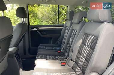 Минивэн Volkswagen Touran 2009 в 