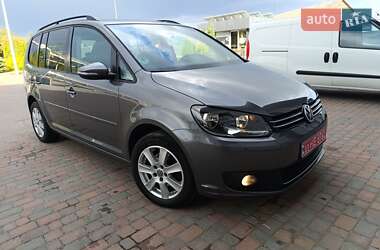 Мінівен Volkswagen Touran 2011 в 