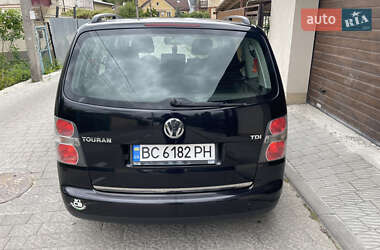 Мінівен Volkswagen Touran 2003 в 