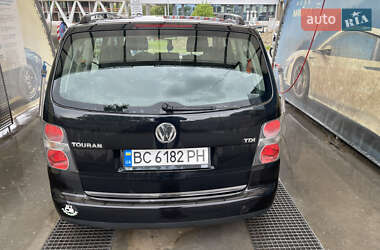 Мінівен Volkswagen Touran 2003 в 