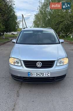 Минивэн Volkswagen Touran 2003 в 