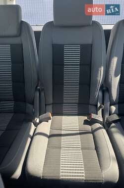 Мінівен Volkswagen Touran 2015 в 