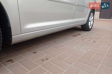 Мінівен Volkswagen Touran 2008 в 