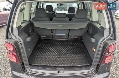 Минивэн Volkswagen Touran 2009 в 