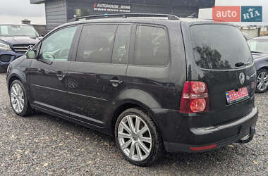 Минивэн Volkswagen Touran 2009 в 