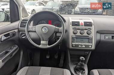 Минивэн Volkswagen Touran 2009 в 