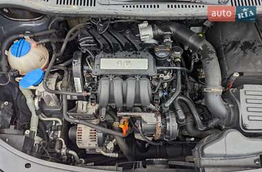 Минивэн Volkswagen Touran 2009 в 