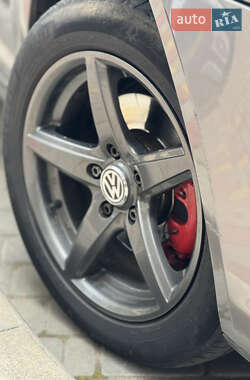 Минивэн Volkswagen Touran 2008 в 