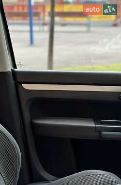 Минивэн Volkswagen Touran 2008 в 
