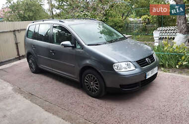 Минивэн Volkswagen Touran 2006 в Кагарлыке
