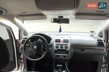 Минивэн Volkswagen Touran 2008 в 