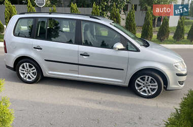 Мінівен Volkswagen Touran 2008 в 