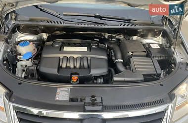 Мінівен Volkswagen Touran 2008 в 