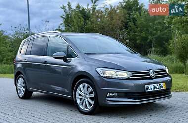 Мікровен Volkswagen Touran 2018 в Стрию